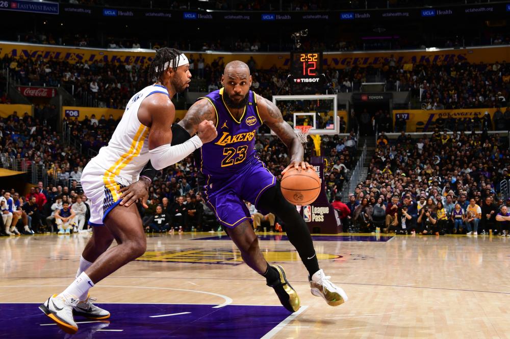 她不断调整 她不断调整