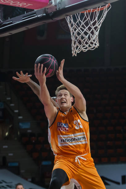 这两位运动 这两位运动